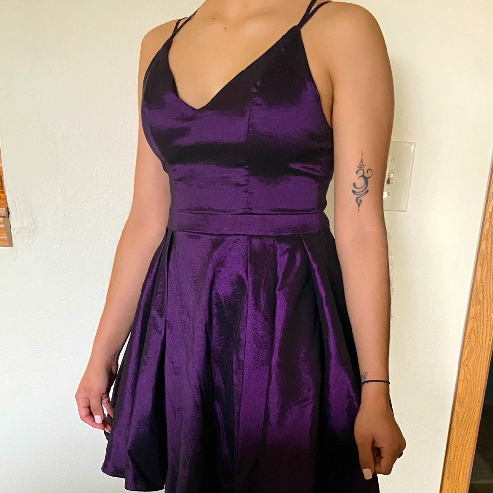 Sequin Hearts ‘Blackberry Purple’ Homecoming/Graduation Dress (Size 9)